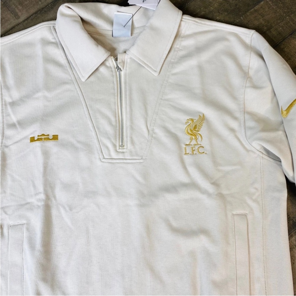 Nike LeBron James x Liverpool FC Standard Issue Dri-FIT Top Sz XL Brand New! - Picture 4 of 10